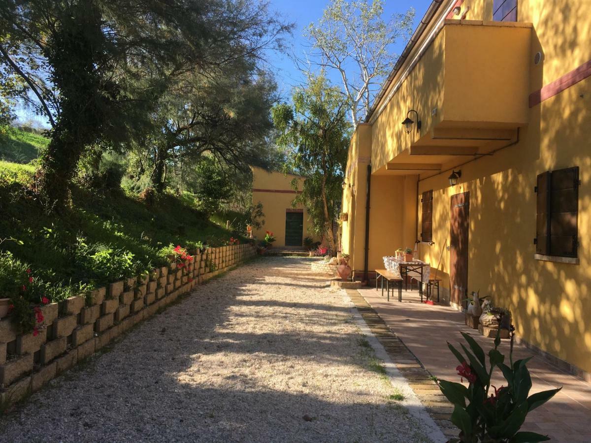 Willa Agriturismo Fattoria Del Colle Jesi Zewnętrze zdjęcie